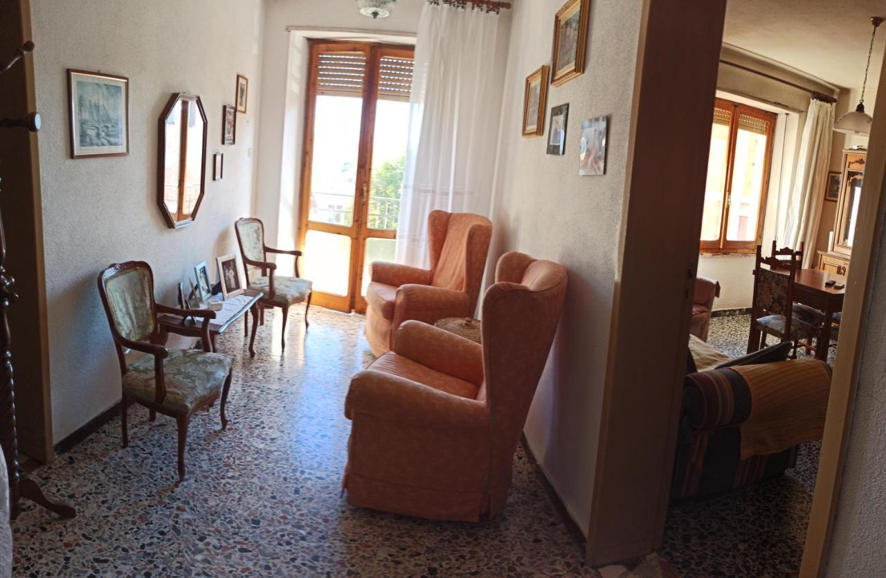 Casa Sias Lägenhet Santu Lussurgiu Exteriör bild