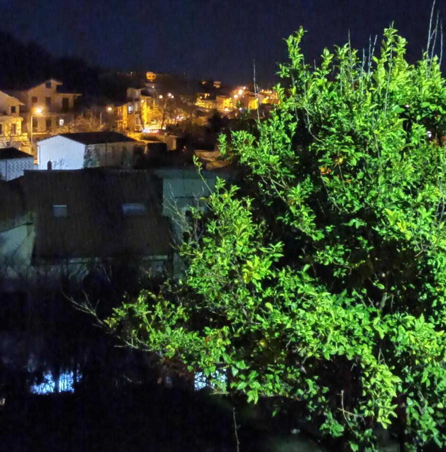 Casa Sias Lägenhet Santu Lussurgiu Exteriör bild