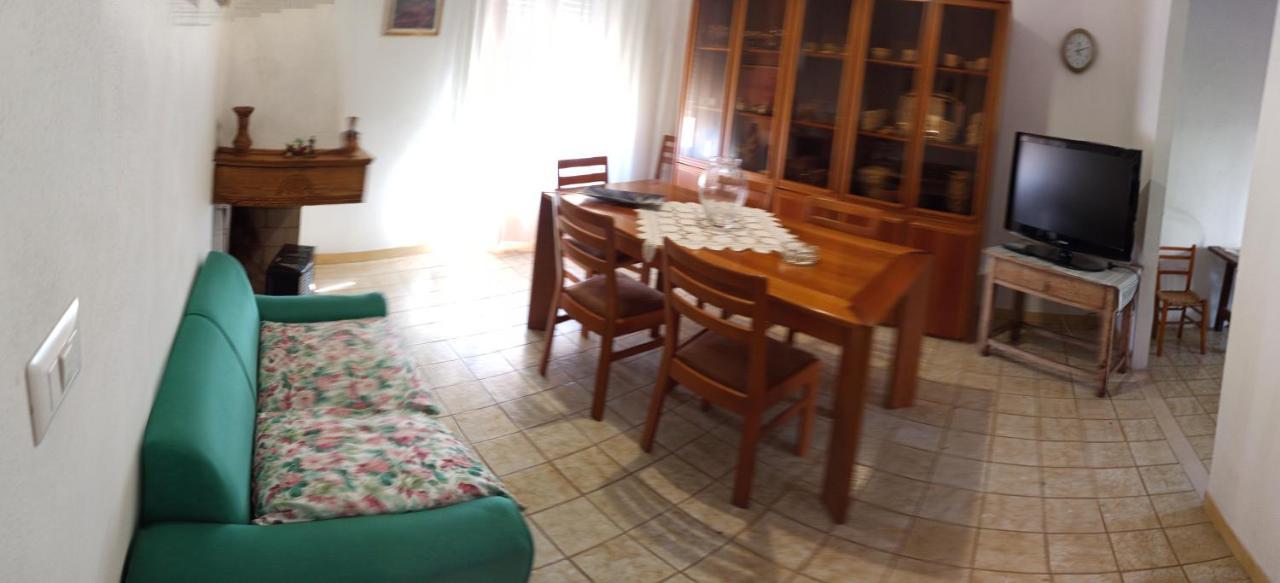 Casa Sias Lägenhet Santu Lussurgiu Exteriör bild