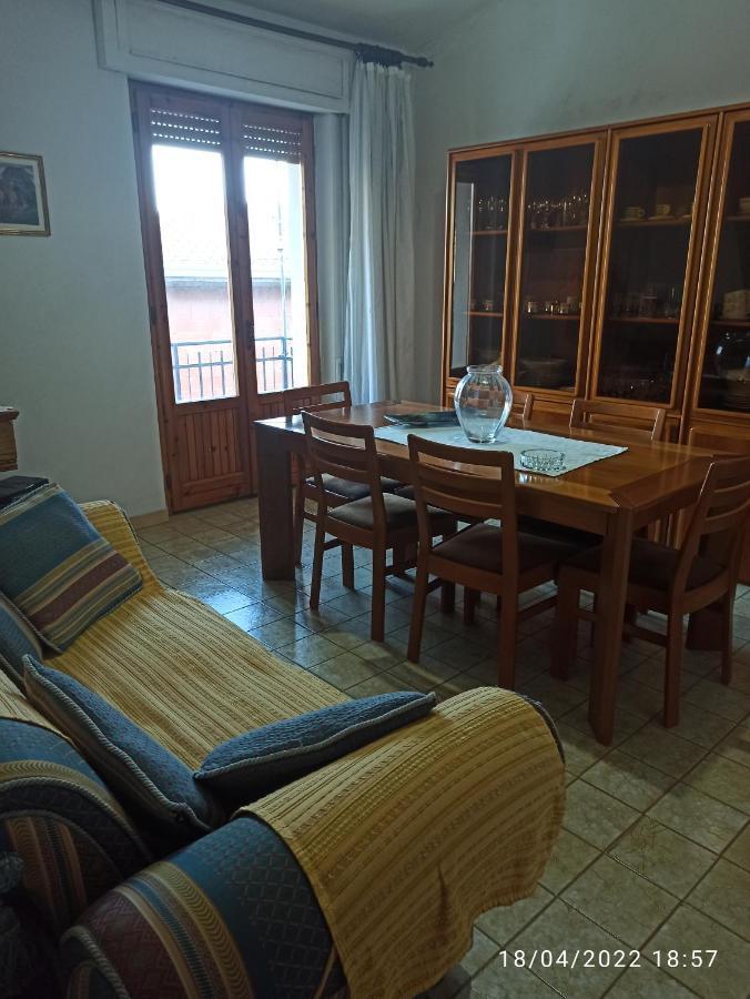 Casa Sias Lägenhet Santu Lussurgiu Exteriör bild